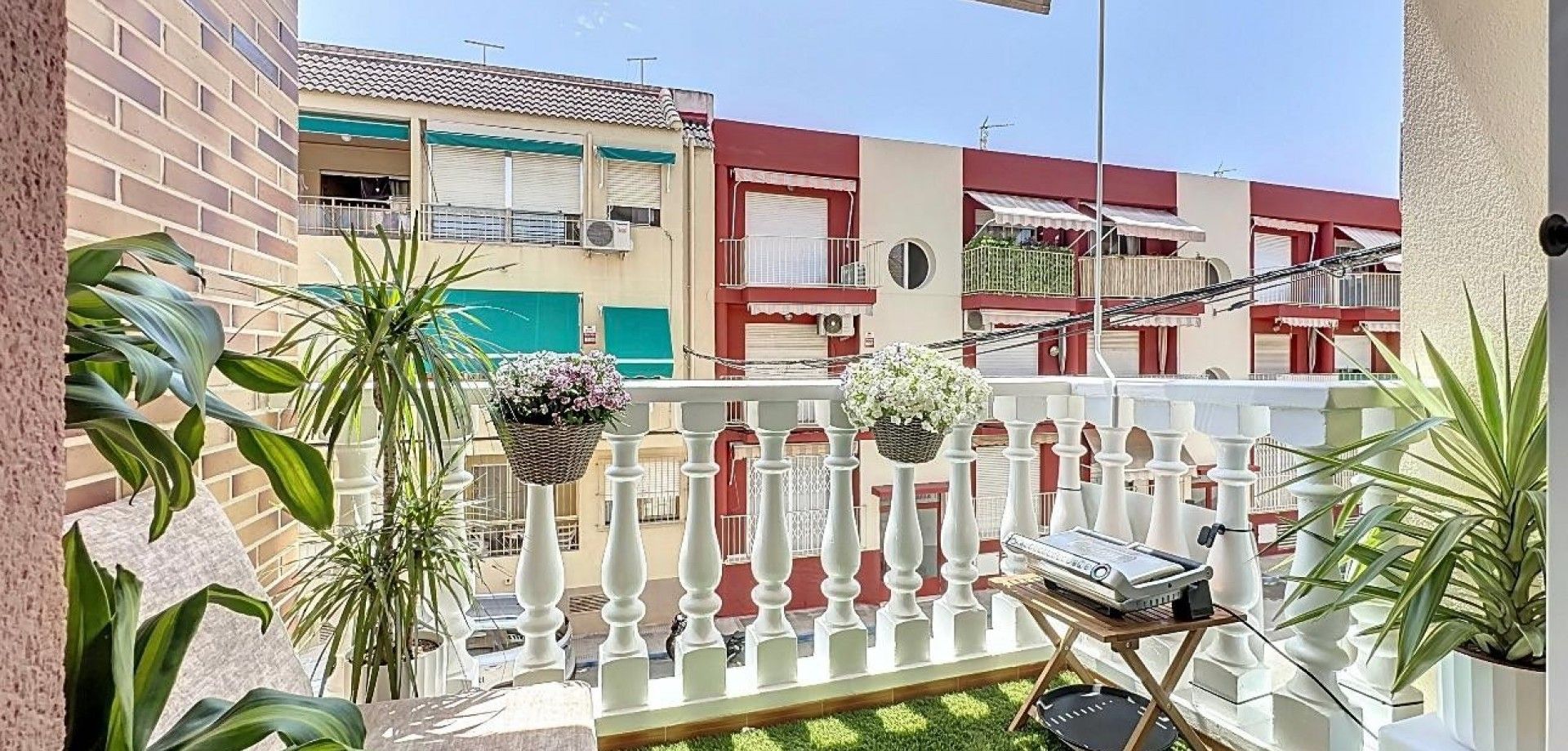 Terrasse von Wohnung zum Verkauf in San Pedro del Pinatar mit Schwimmbad