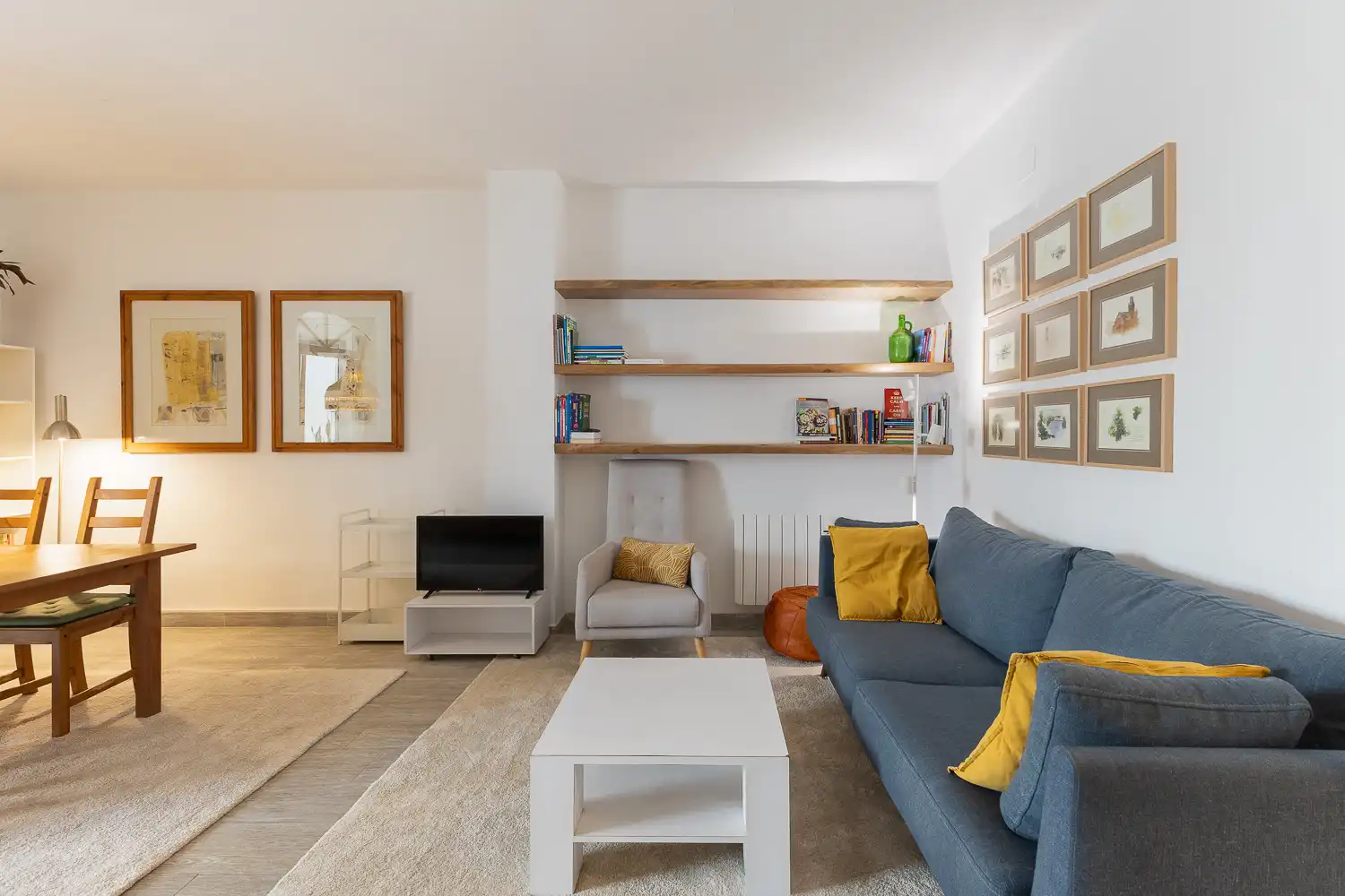 Wohnzimmer von Wohnung zur Miete in Valencia mit Klimaanlage, Heizung und Parkett