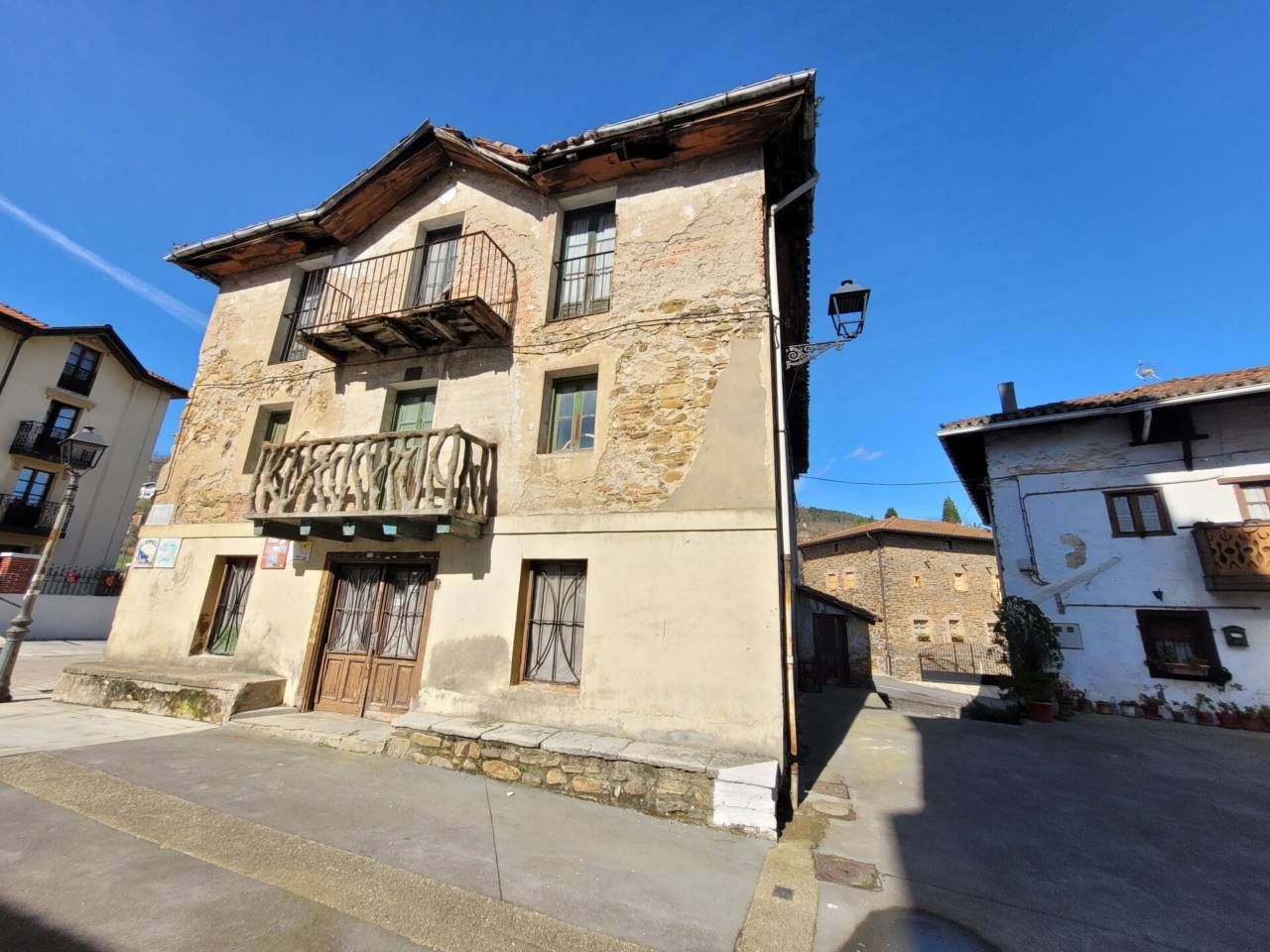 Exterior view of House or chalet for sale in Arakaldo