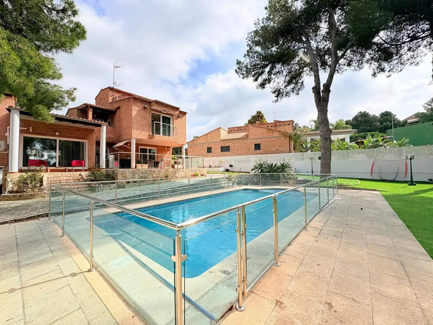 Piscina de Casa o chalet en venta en Alfinach - Los Monasterios