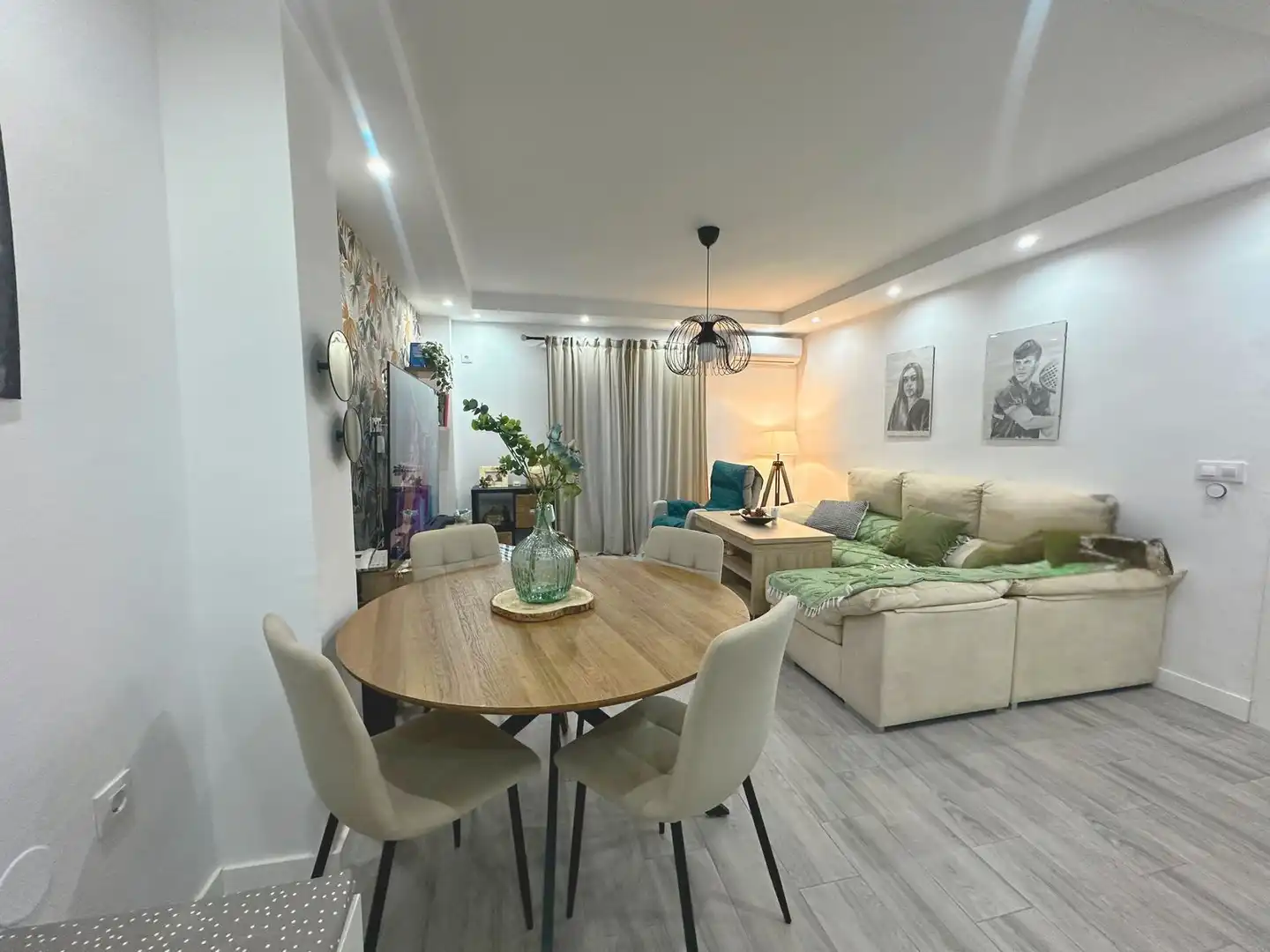 Sala d'estar de Pis en venda en El Puerto de Santa María amb Aire condicionat