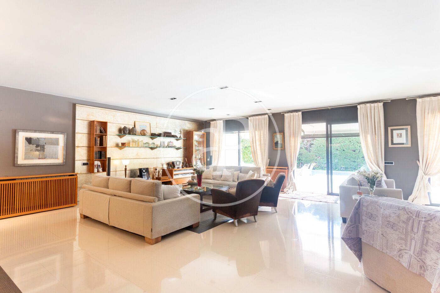 Living room of Single-family semi-detached for sale in  Barcelona Capital  with Air Conditioner, Heating and Private garden