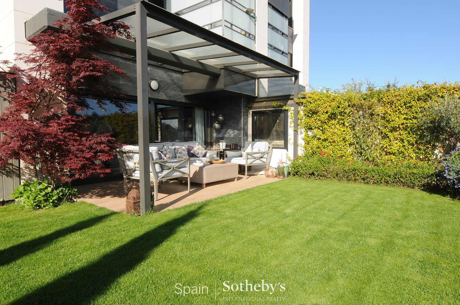 Jardín de Apartamento en venta en La Moraleja con Aire acondicionado, Terraza y Trastero