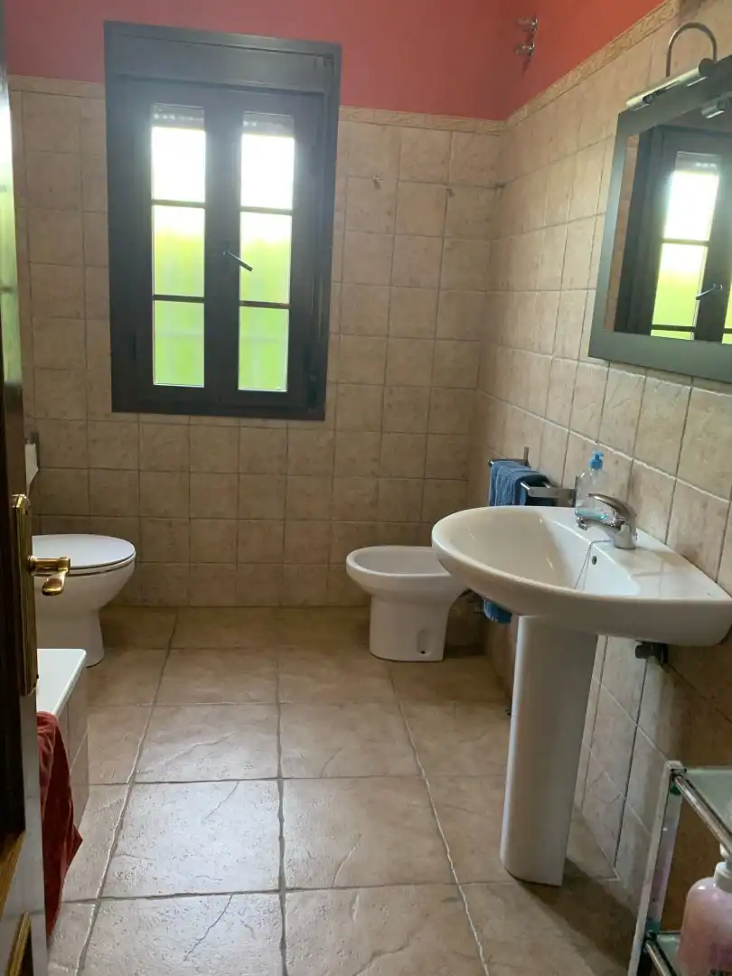 Bathroom of Houses for sale in Hinojos  with Air Conditioner, Private garden and Terrace