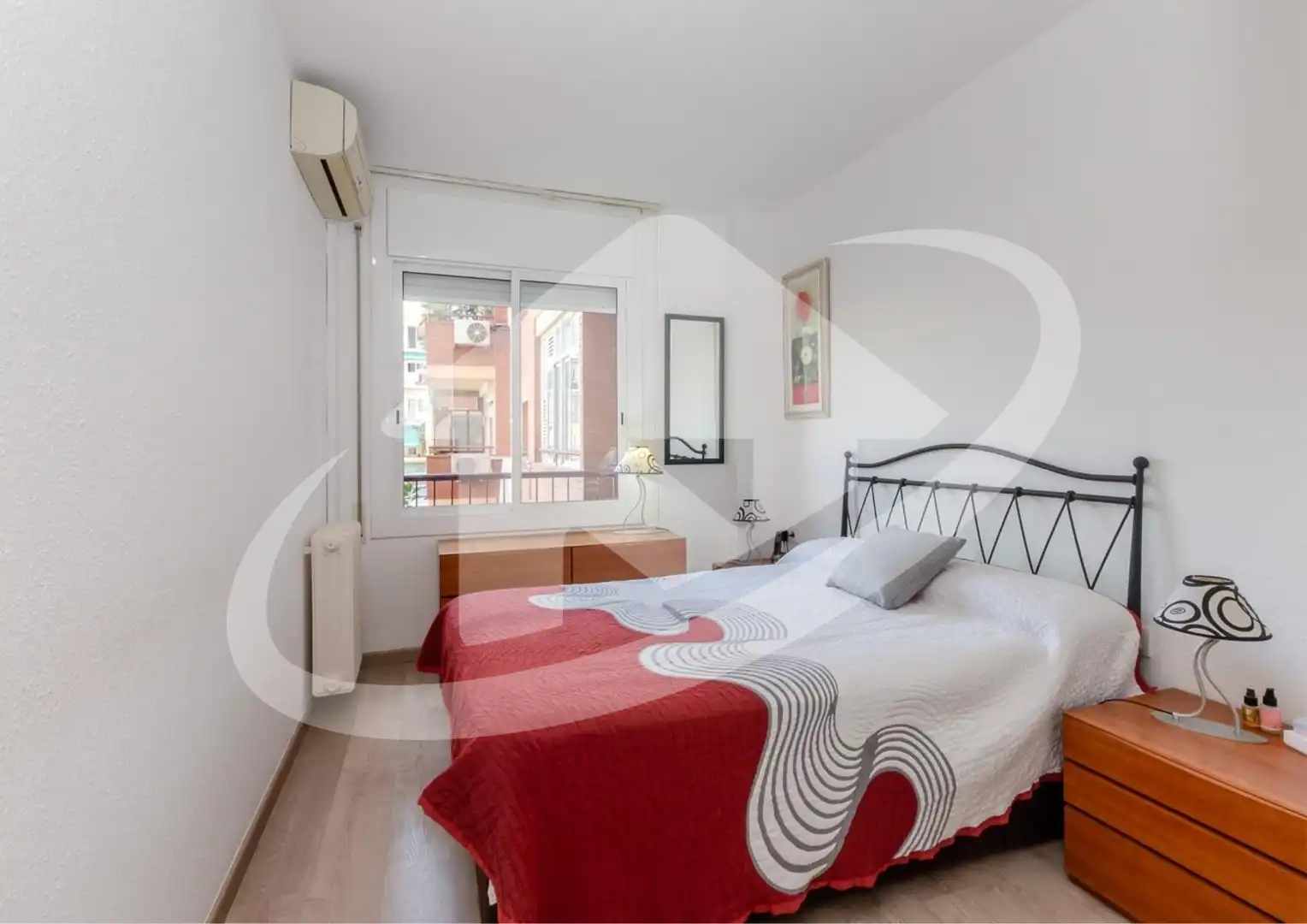 Piso con terraza en venta en Carrer dels Comtes de Bell-lloc, imagen 12