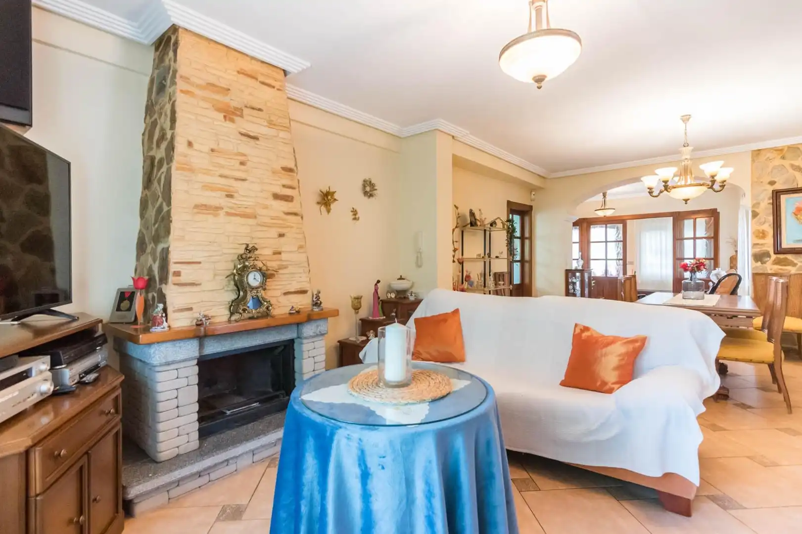 Sala d'estar de Casa o xalet en venda en Molina de Segura amb Aire condicionat, Calefacció i Jardí privat