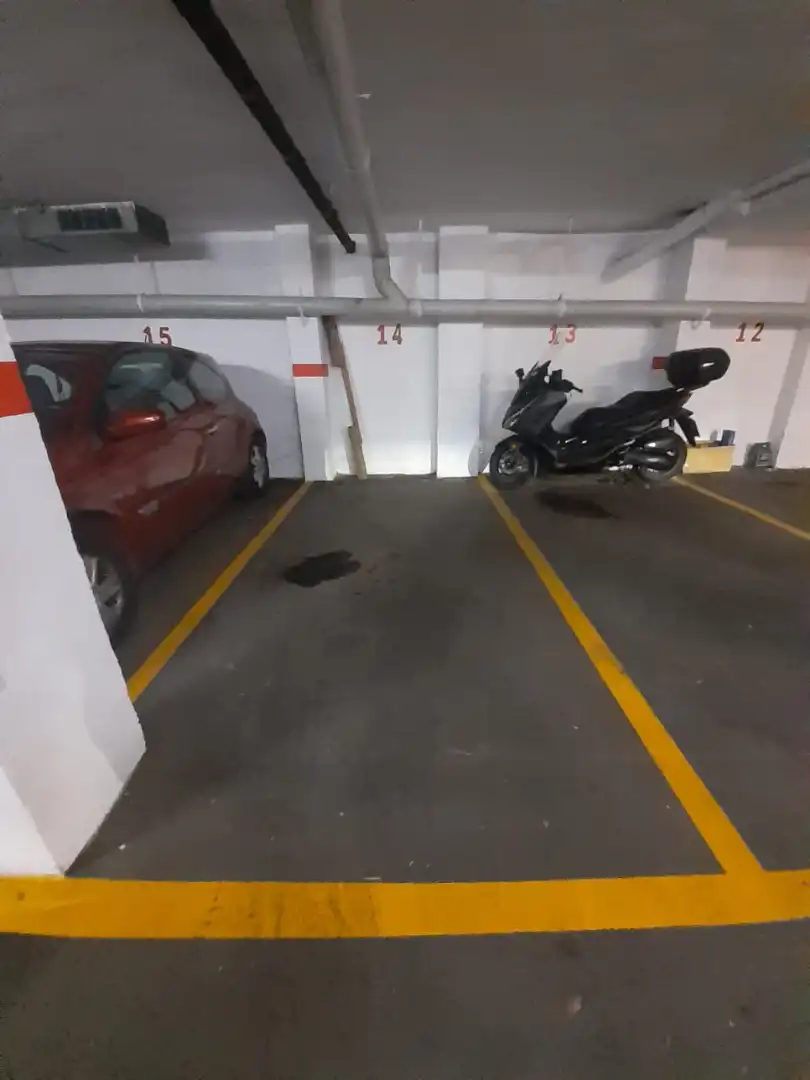 Garaje de alquiler en Estació del Nord