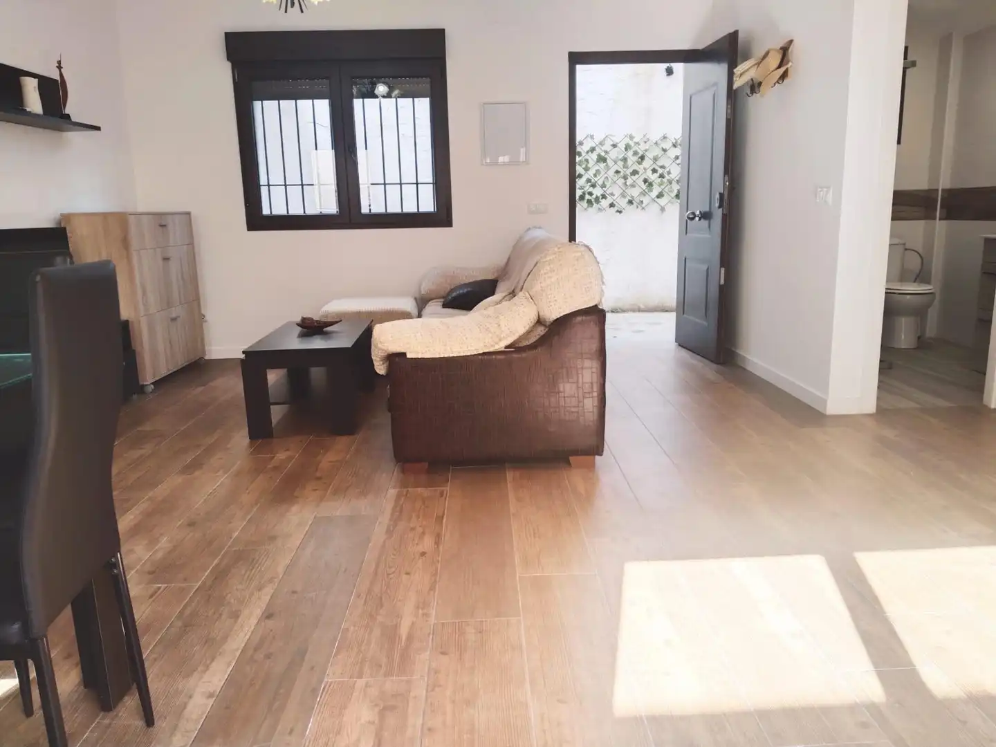 Sala de estar de Casa o chalet en venta en Chipiona con Aire acondicionado, Amueblado y Balcón