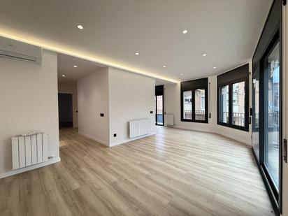 Living room of Flat for sale in Igualada  with Air Conditioner, Heating and Terrace