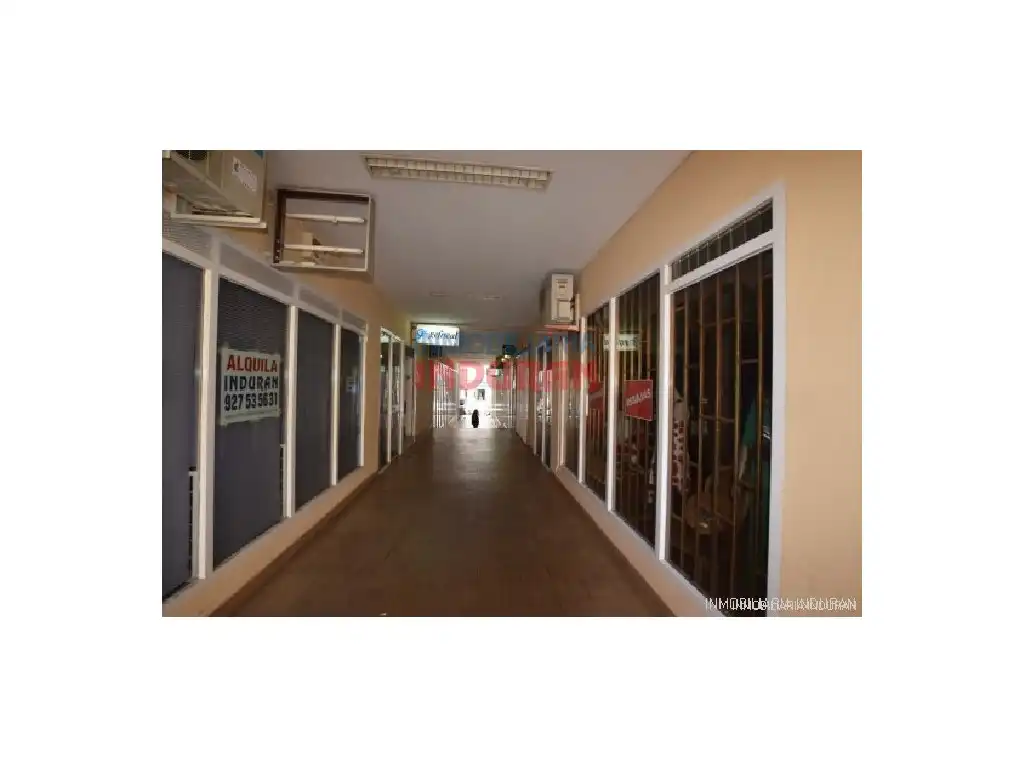 Gewerbefläche zum Verkauf in Navalmoral de la Mata, imagen 10