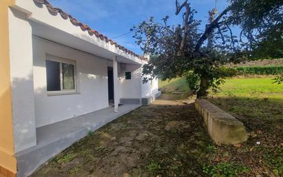 Exterior view of Single-family semi-detached for sale in Gozón  with Private garden