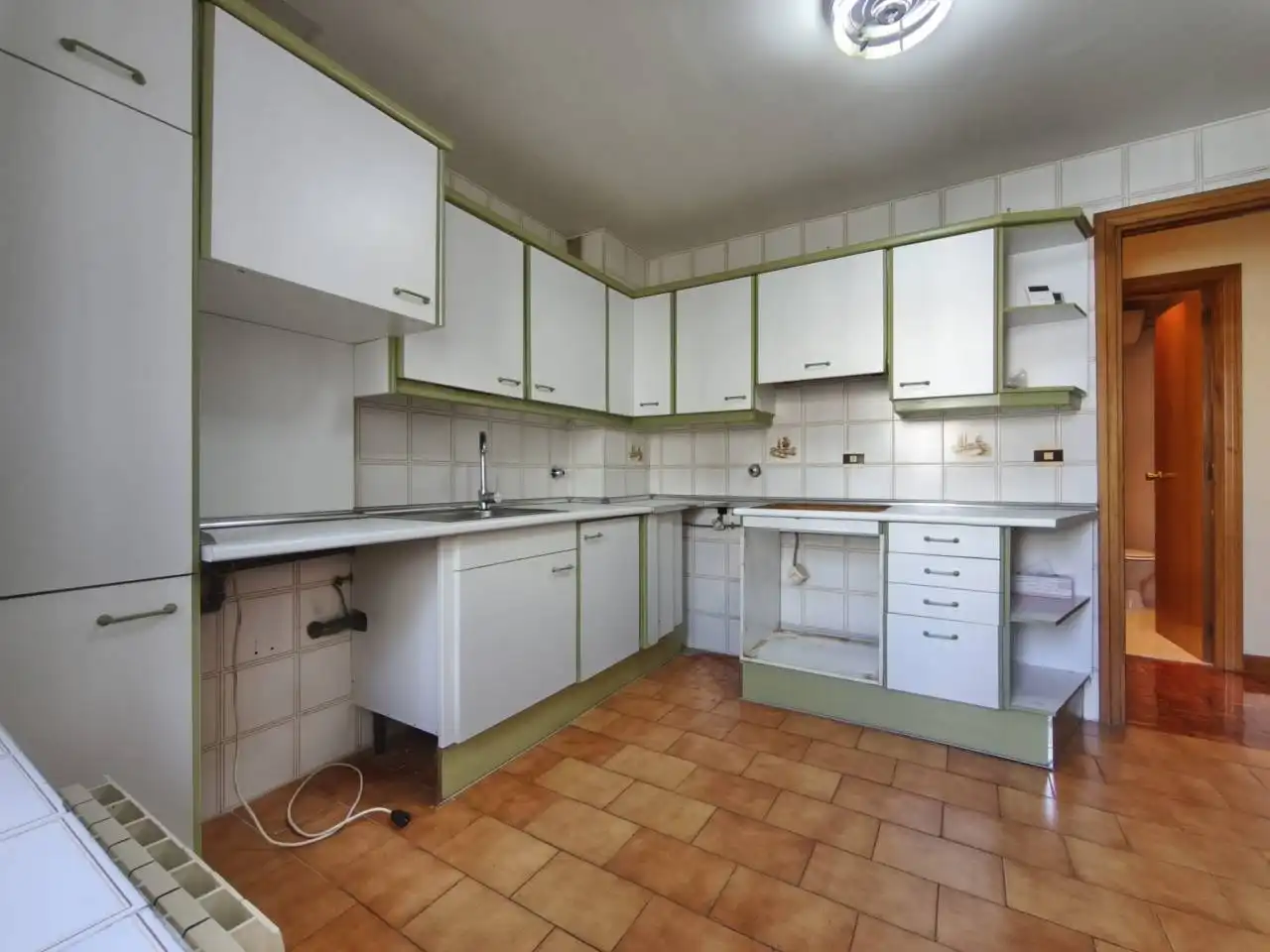 Cuina de Pis en venda en Burgos amb Calefacció, Parquet i Terrassa