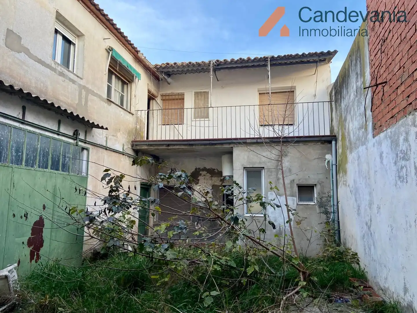 Vista exterior de Finca rústica en venta en Villanueva de Gállego con Jardín privado