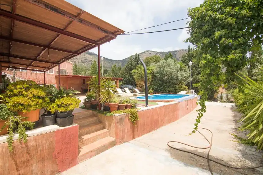 Jardí de Casa o xalet en venda en Tibi amb Aire condicionat, Piscina i Moblat