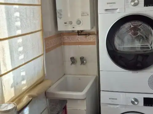 Casa aparellada amb piscina en venda a AVENIDA DE MALTA 10, imagen 9