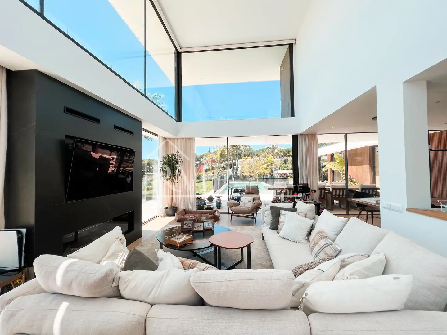 Sala de estar de Casa o chalet en venta en Sant Andreu de Llavaneres con Aire acondicionado, Calefacción y Jardín privado