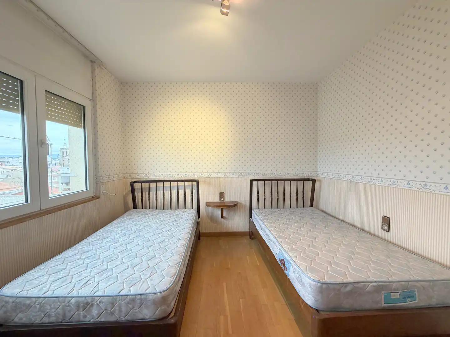 Flat with terrace for sale in Plaça de la Corona, imagen 41