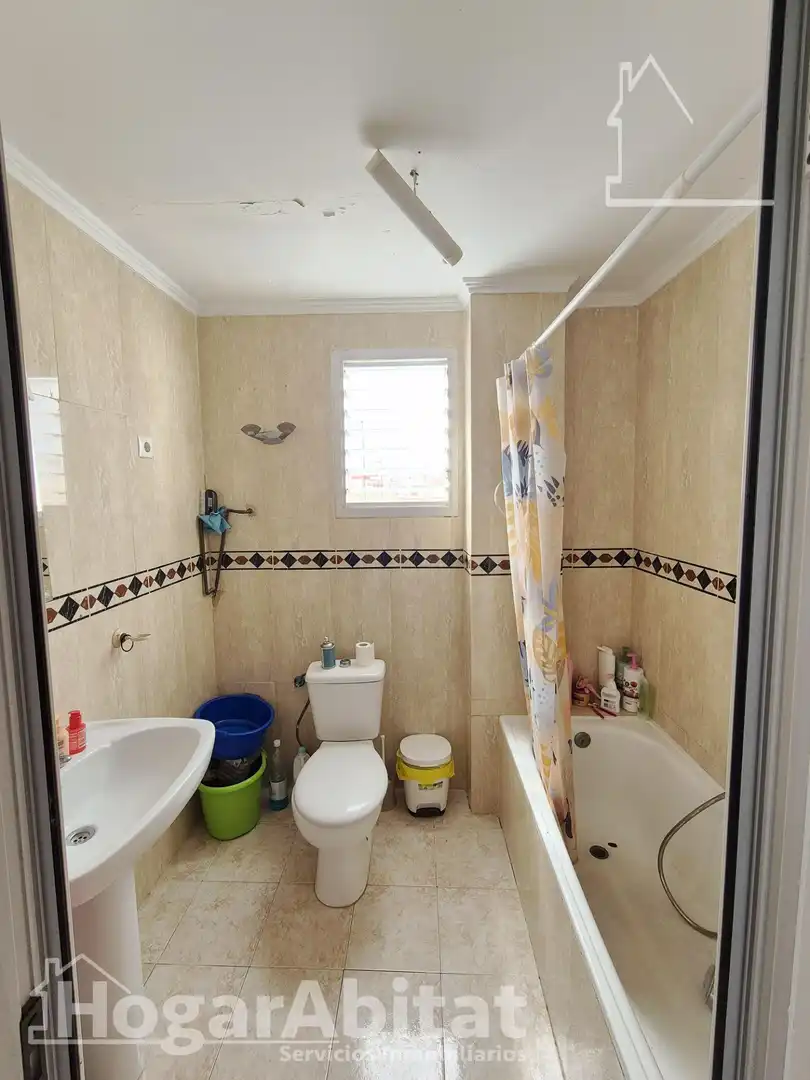 Baño de Piso en venta en Torrent con Aire acondicionado y Calefacción