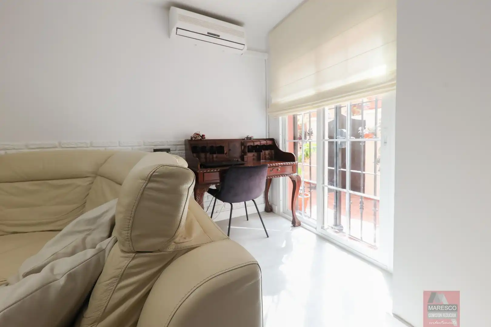 Living room of Detached homes for sale in Mijas  with Air Conditioner, Heating and Terrace