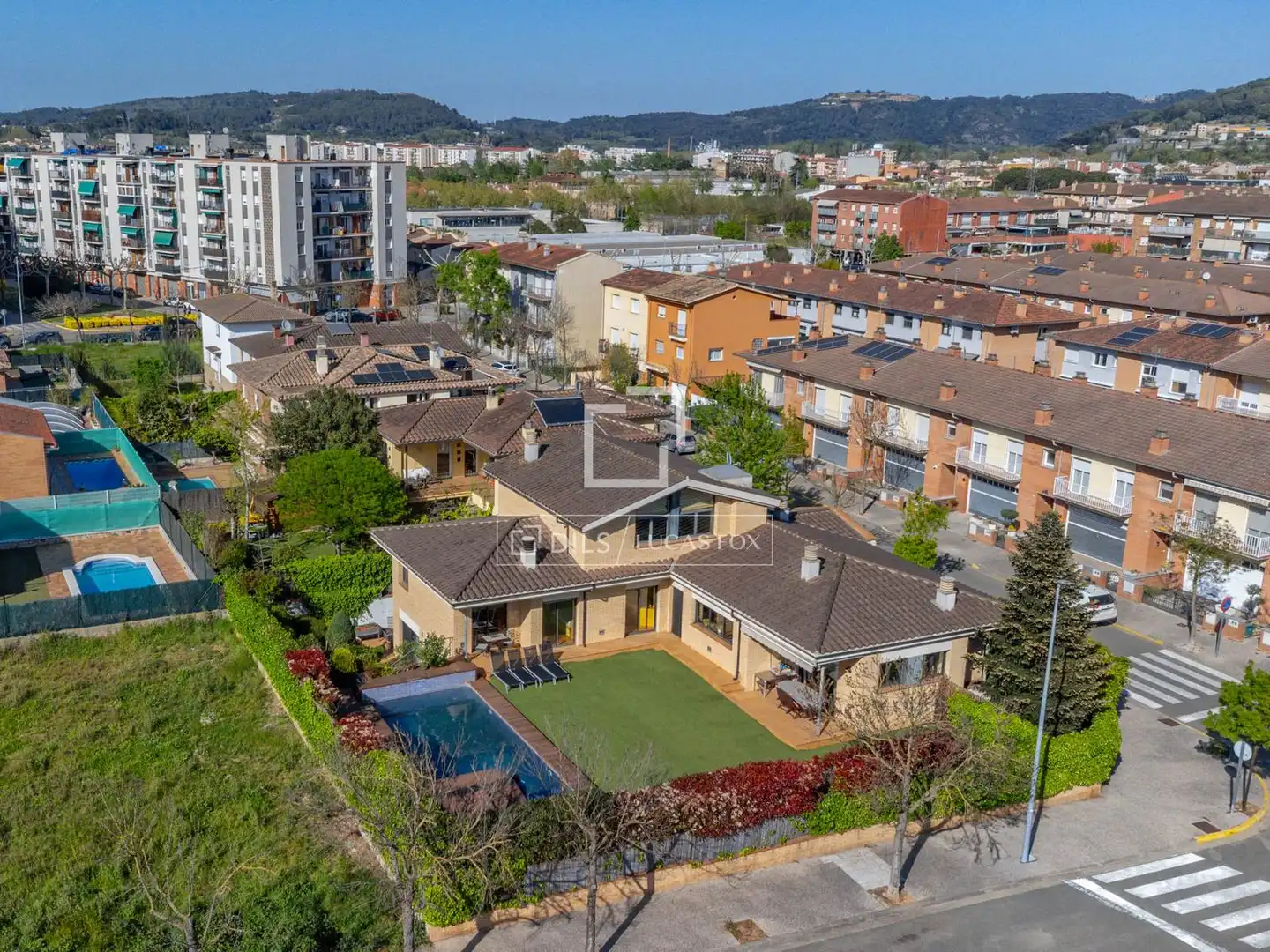 Exterior view of Houses for sale in Sarrià de Ter  with Air Conditioner, Heating and Private garden