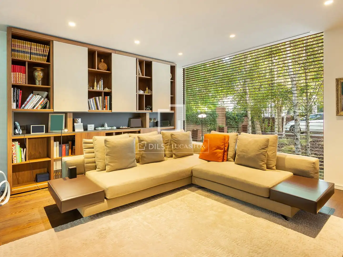 Sala de estar de Casa o chalet en venta en Barcelona con Aire acondicionado, Calefacción y Jardín privado