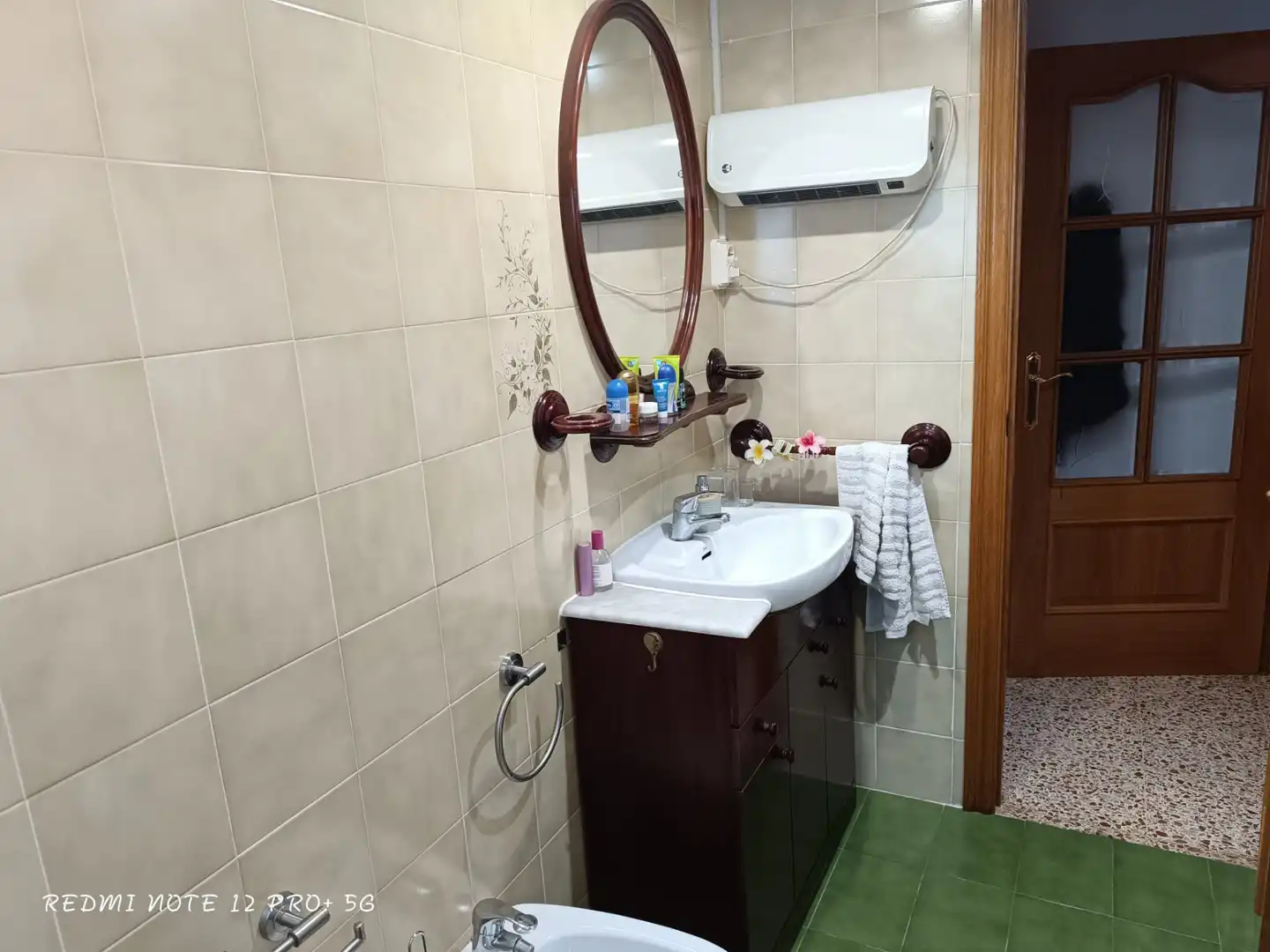 Badezimmer von Wohnung zum Verkauf in Cunit mit Klimaanlage, Terrasse und Abstellraum