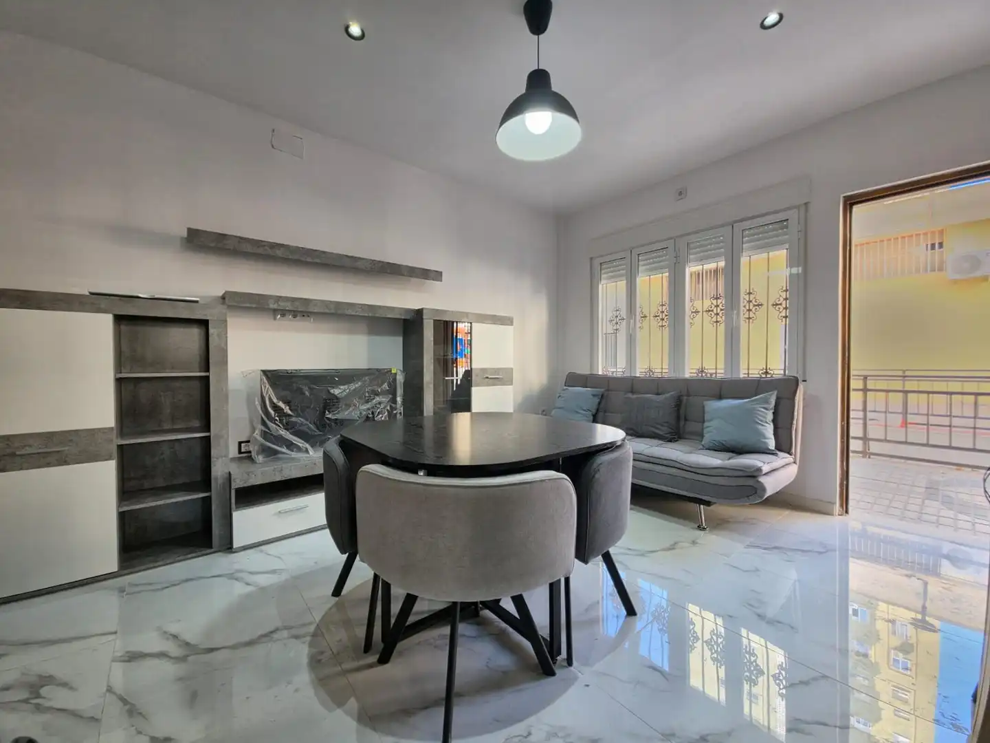 Sala de estar de Apartamento en venta en Torremolinos con Amueblado