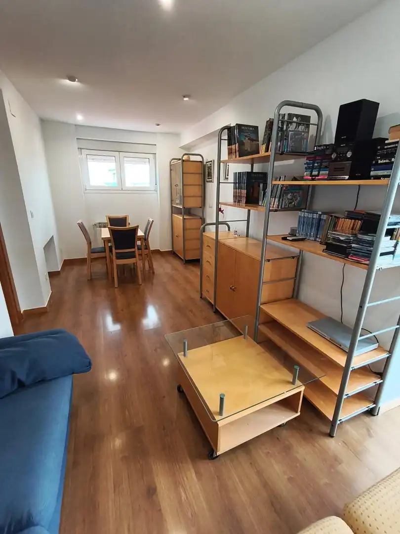 Sala d'estar de Àtic en venda en Burgos amb Calefacció i Moblat
