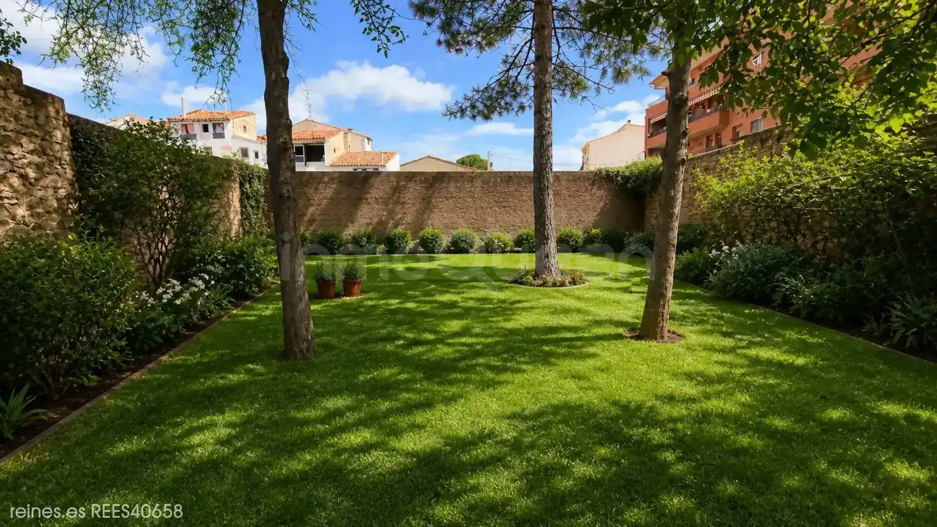 Jardí de Casa o xalet en venda en Calamocha amb Calefacció, Jardí privat i Terrassa