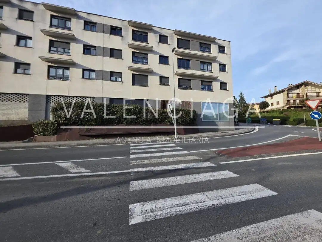 Local commercial à vendre à Zizurkil Núcleo Gunea, imagen 2