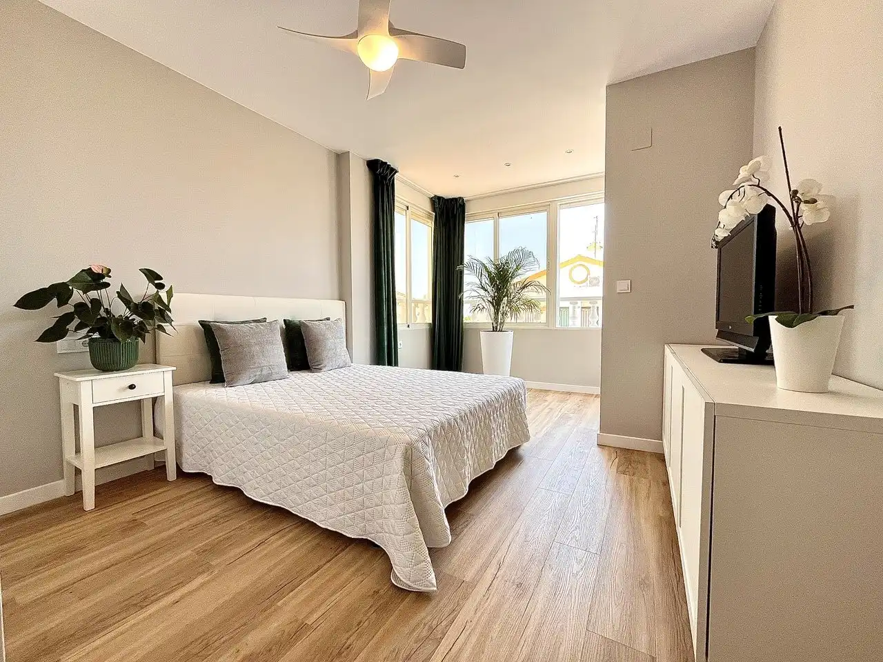 Country house zum Verkauf in N/A, -1, Playa Flamenca