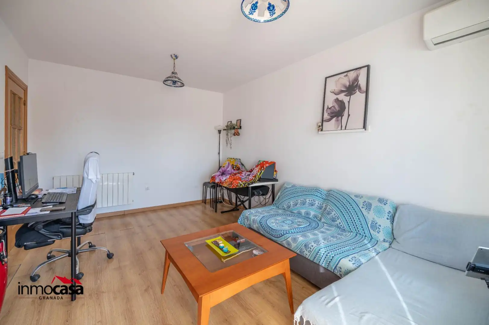 Living room of Flat for sale in La Zubia  with Air Conditioner, Terrace and Balcony