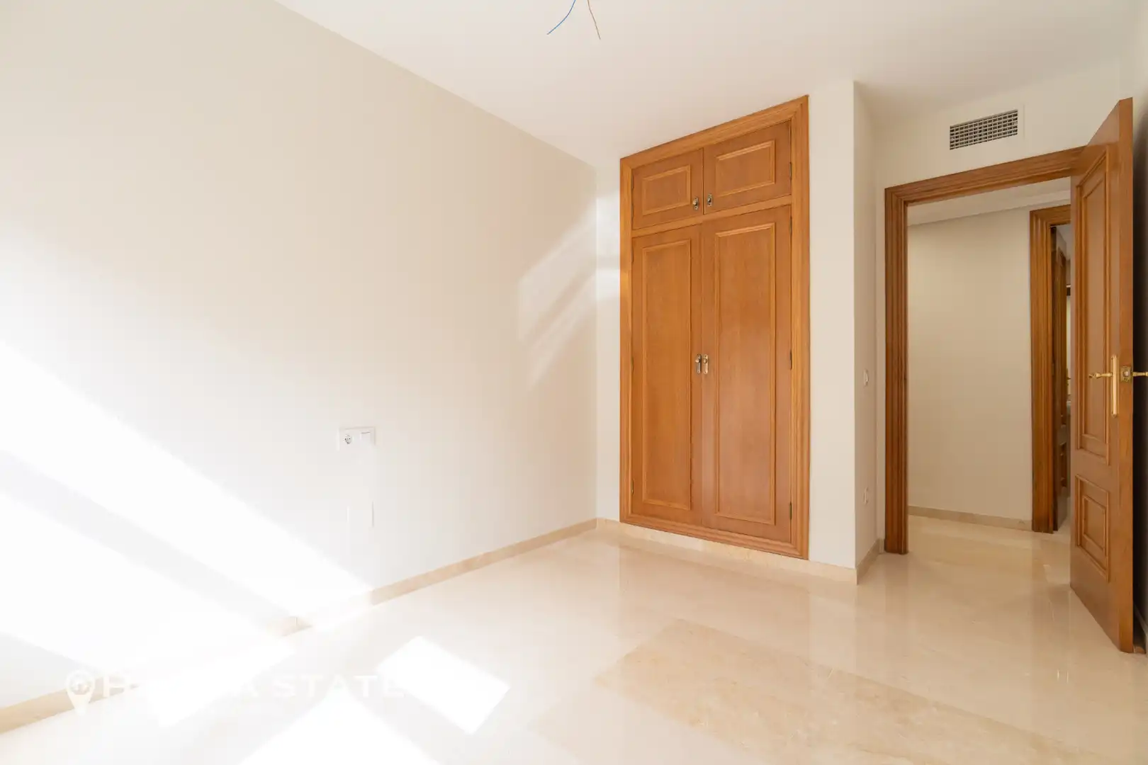 Bedroom of Flat for rent in Almería  with Air Conditioner, Heating and Terrace