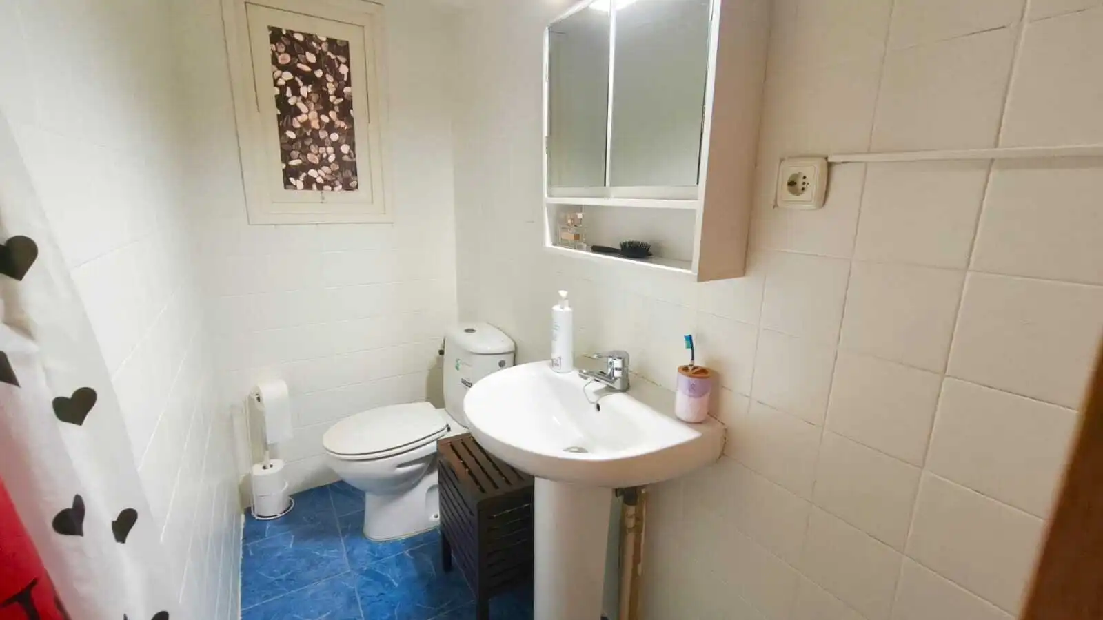 Baño de Piso en venta en Cullera con Terraza y Balcón
