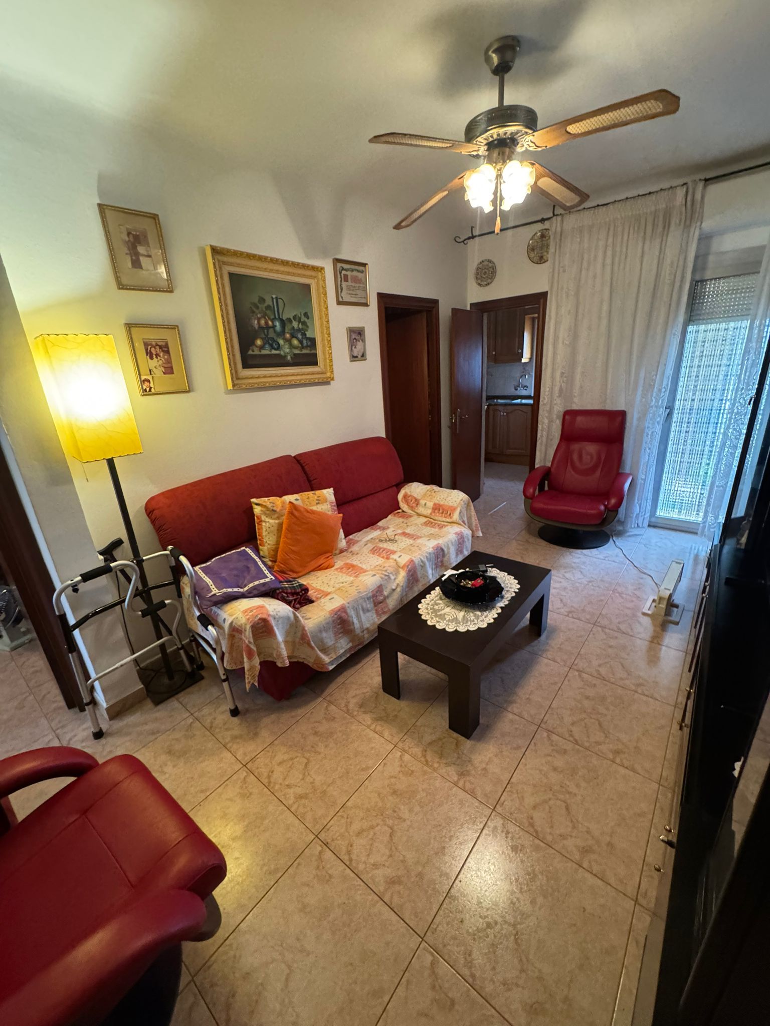 Living room of Flat for sale in L'Hospitalet de Llobregat  with Balcony