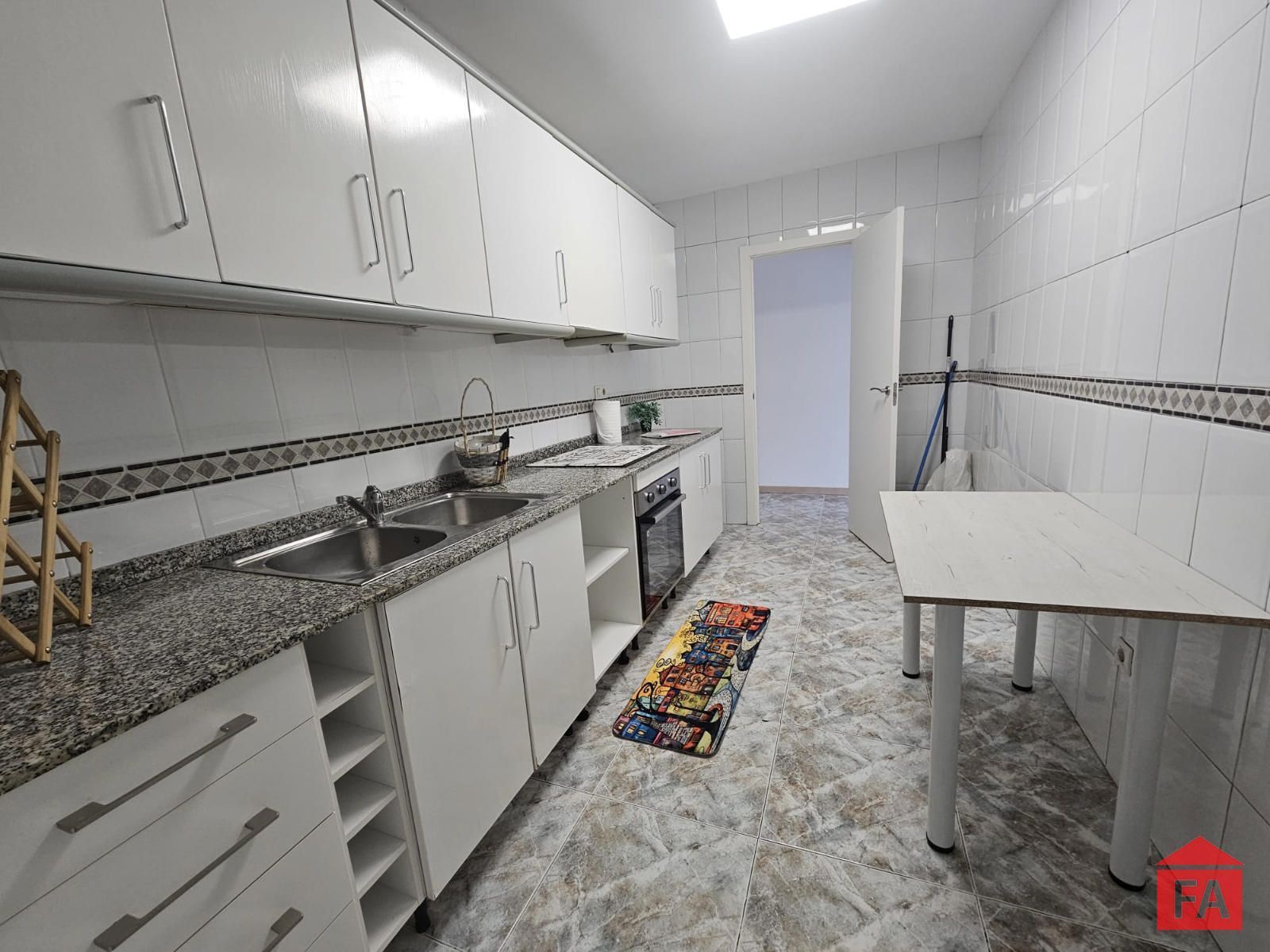 Cuina de Pis en venda en El Vendrell amb Calefacció, Terrassa i Alarma