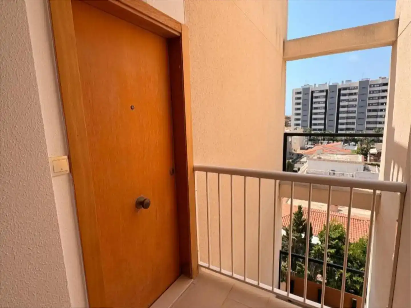 Terraza de Ático en venta en Torrevieja con Aire acondicionado, Piscina y Balcón