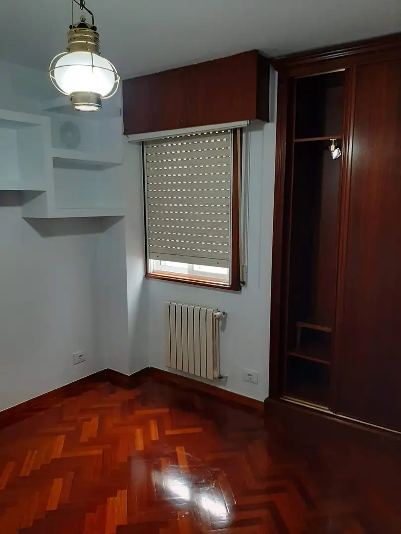 Habitación de Dúplex en venta en Oleiros con Calefacción, Parquet y Terraza