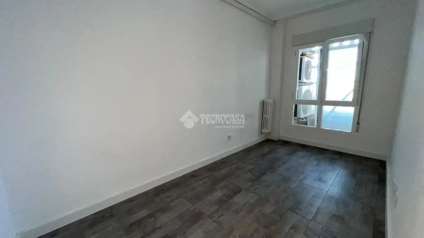 Habitación de Piso en venta en Zaragoza con Aire acondicionado, Calefacción y Parquet