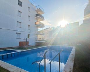 Piscina de Pis en venda en Roda de Berà amb Jardí privat, Terrassa i Traster