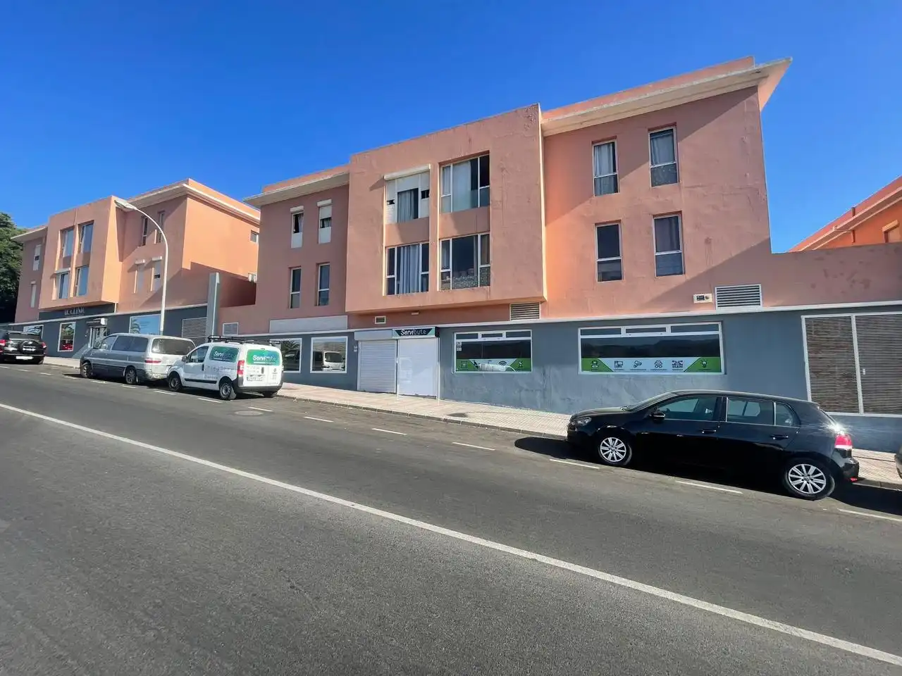 Gewerbefläche zum Verkauf in Calle Secundino Delgado 5