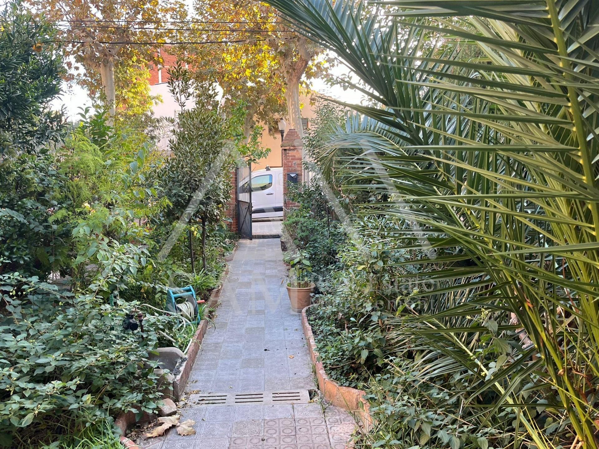 Casa adosada en venda a Sant Andreu de Palomar