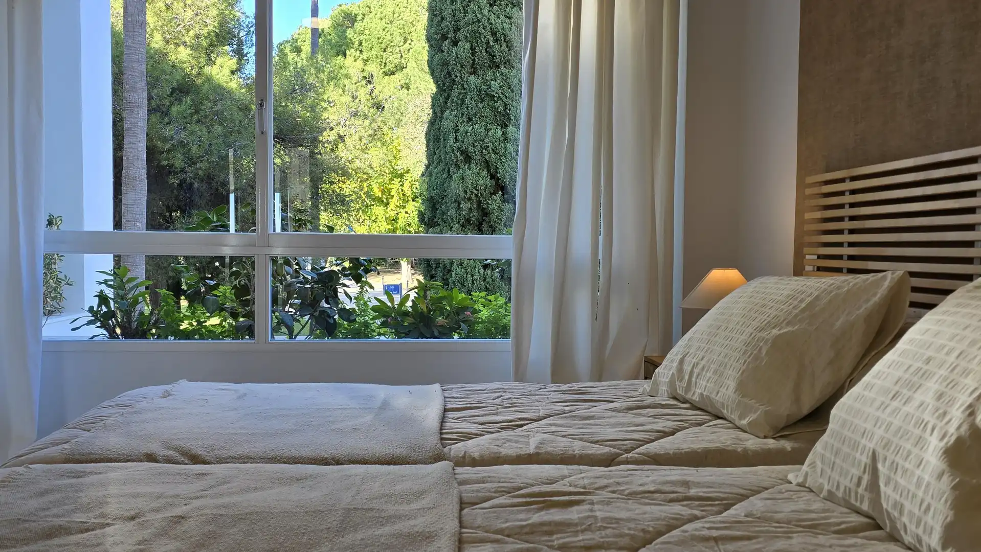 Bedroom of Apartments for rent in Marbella  with Air Conditioner, Heating and Furnished