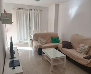 Living room of Flat to rent in Algeciras  with Air Conditioner and Balcony