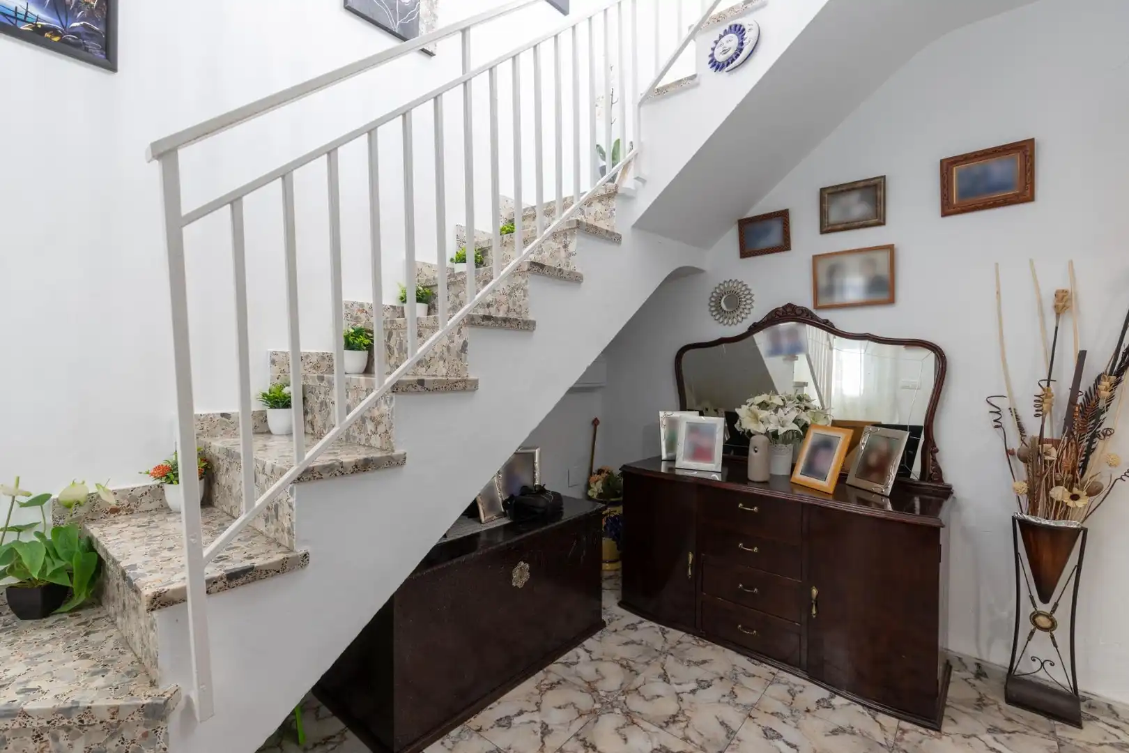 Casa con terraza en venta en Calle Sayena 25, imagen 4