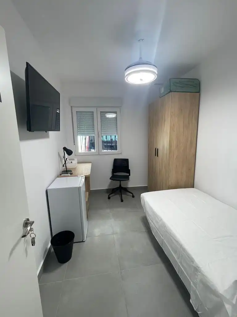 Schlafzimmer von Wohnung zur untervermieten in Murcia mit Klimaanlage, Heizung und Möbliert