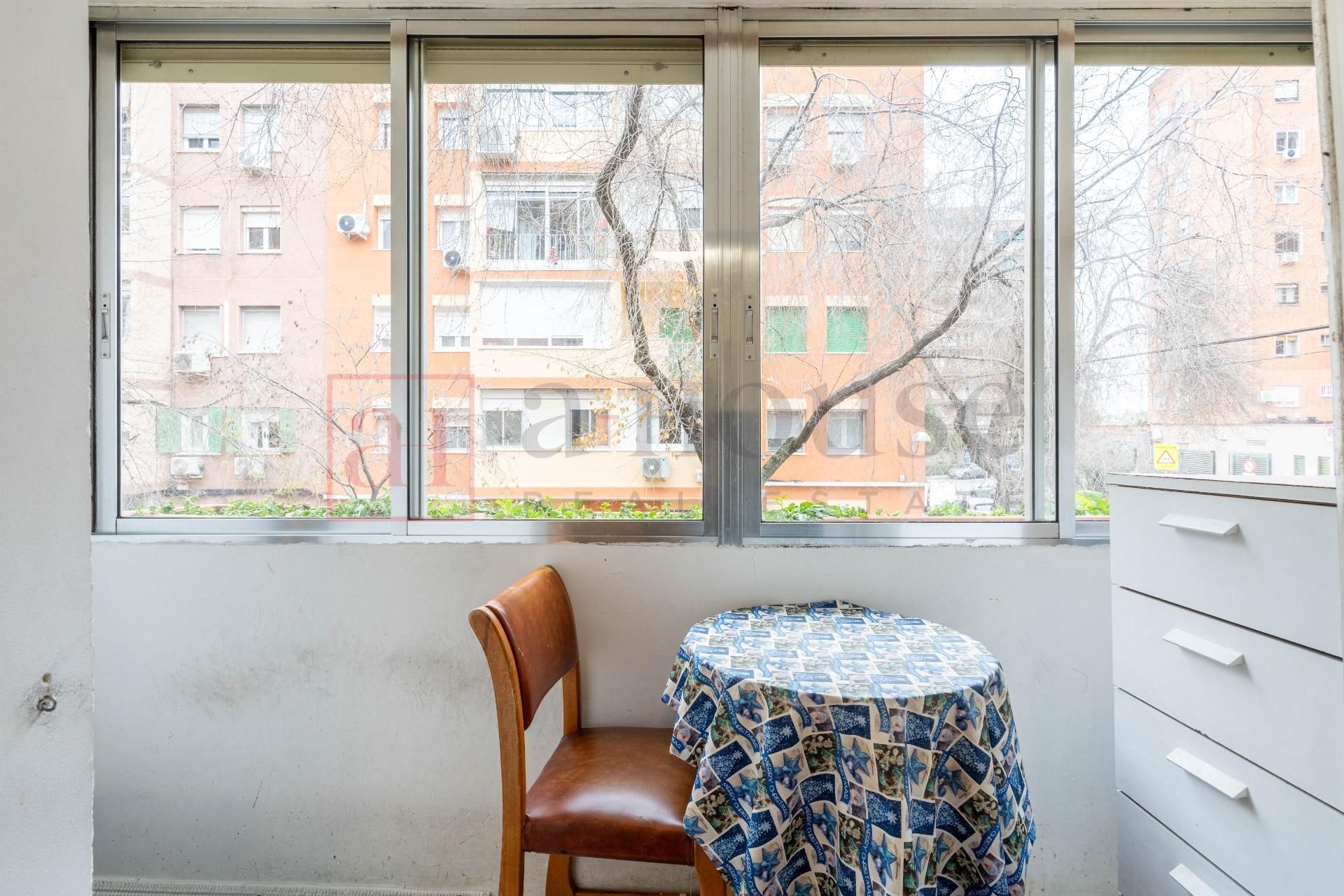 Balcony of Flat for sale in  Madrid Capital  with Air Conditioner, Heating and Furnished