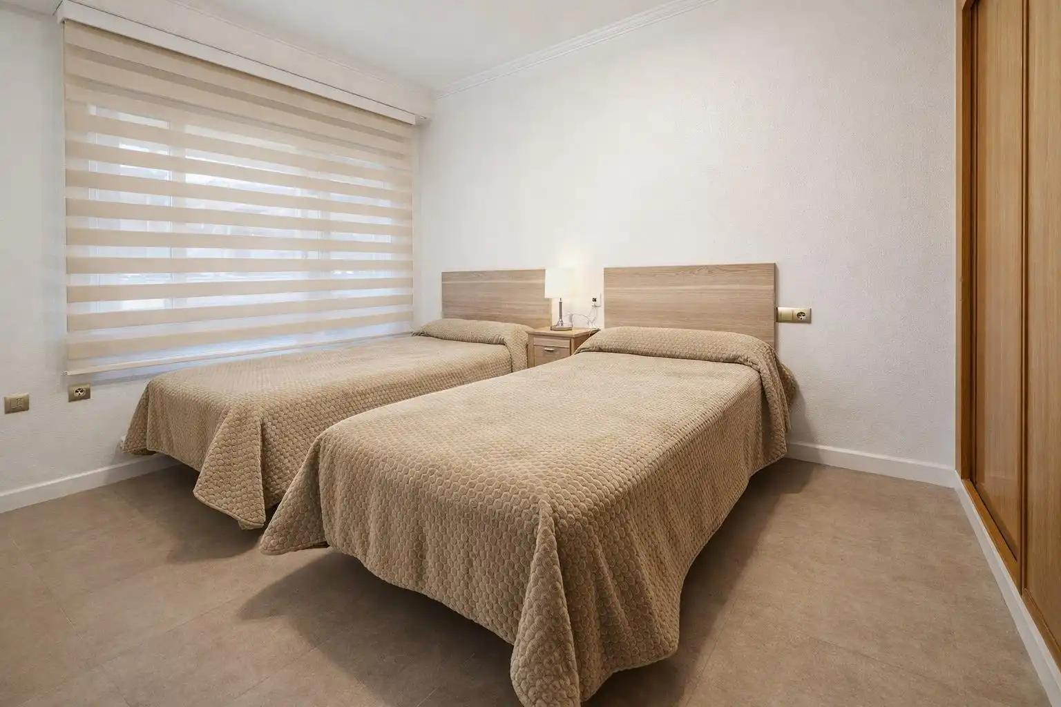 Habitación de Apartamento en venta en Santa Pola con Aire acondicionado y Amueblado