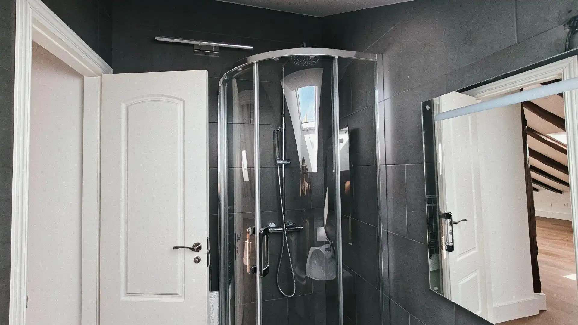 Bathroom of Study for rent in Madrid  with Heating