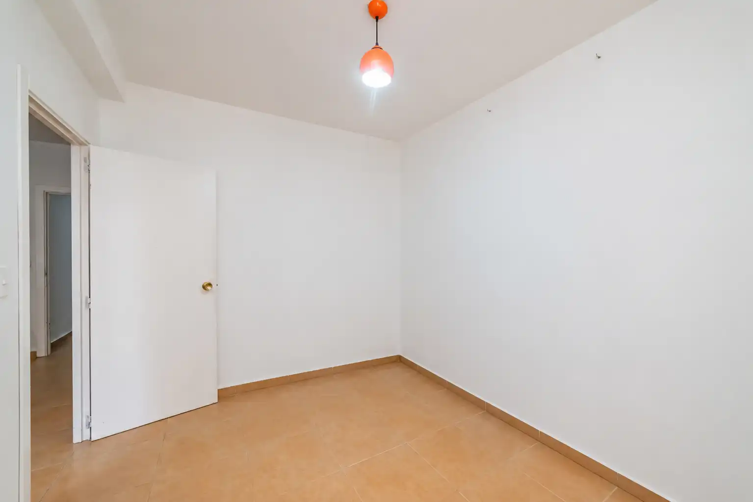 Flat for sale in Pinto  with Heating